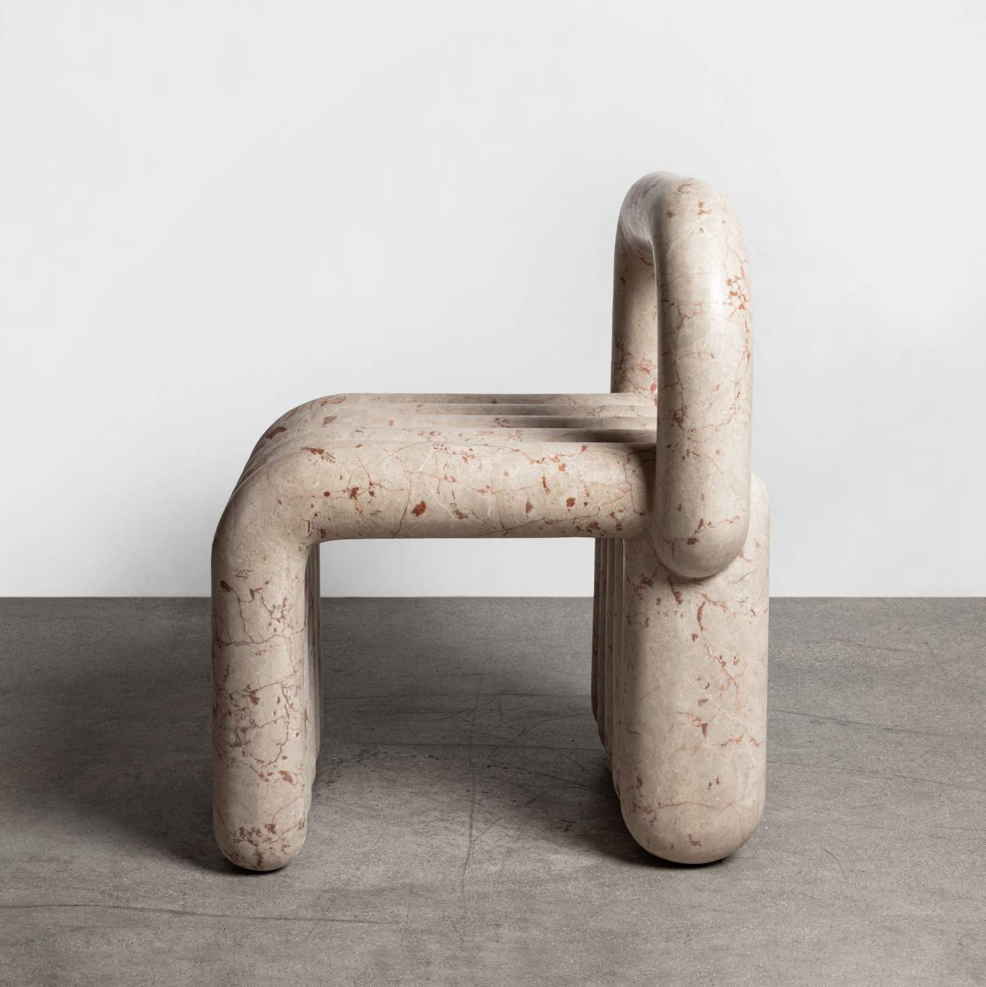 Nudo Easy Chair image number 3