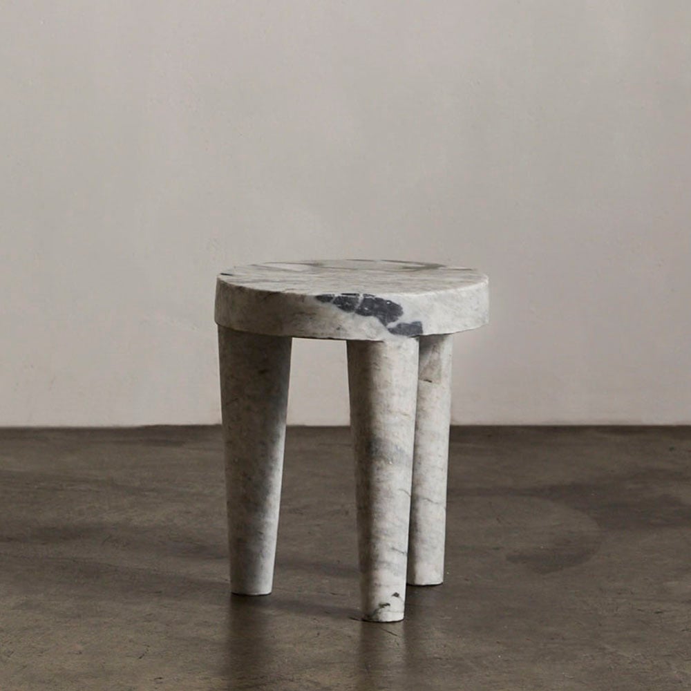 TRIBUTE STOOL SMALL