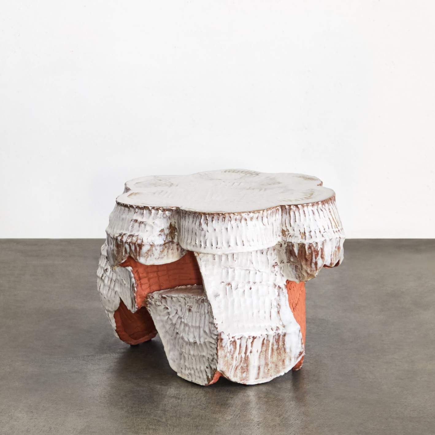 Terra Side Table image number 3