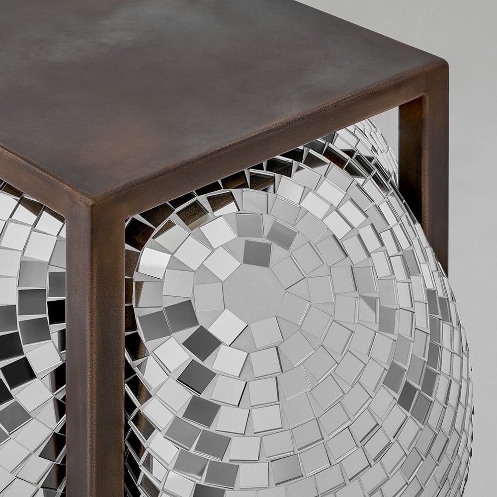 Paris Drinks Table