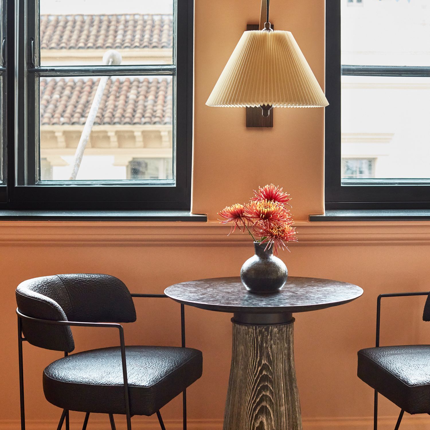 CAMDEN DINING TABLE