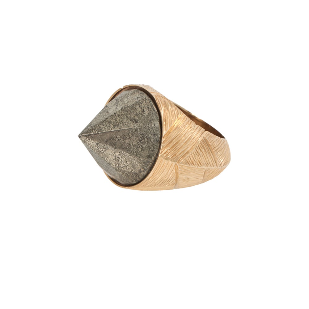 CLEO RING image number 1