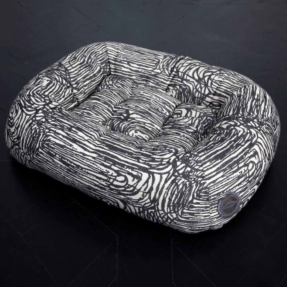 GRACIE SMALL DOG BED image number 3