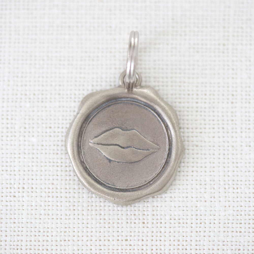 LIAISON DOG TAG LARGE image number 0