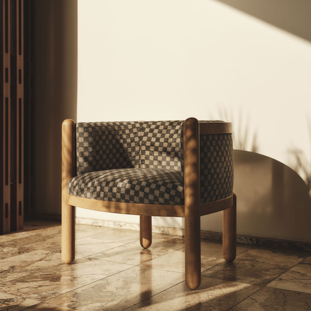 Crosby Lounge Chair image number 1