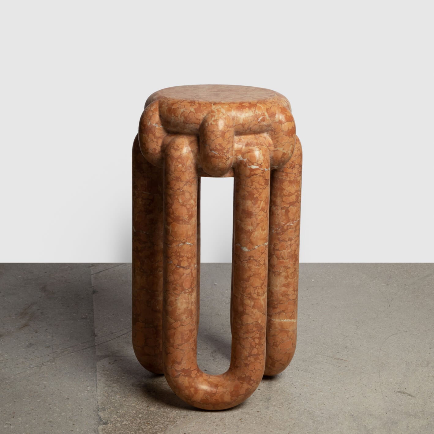 Nudo Drink Table image number 0