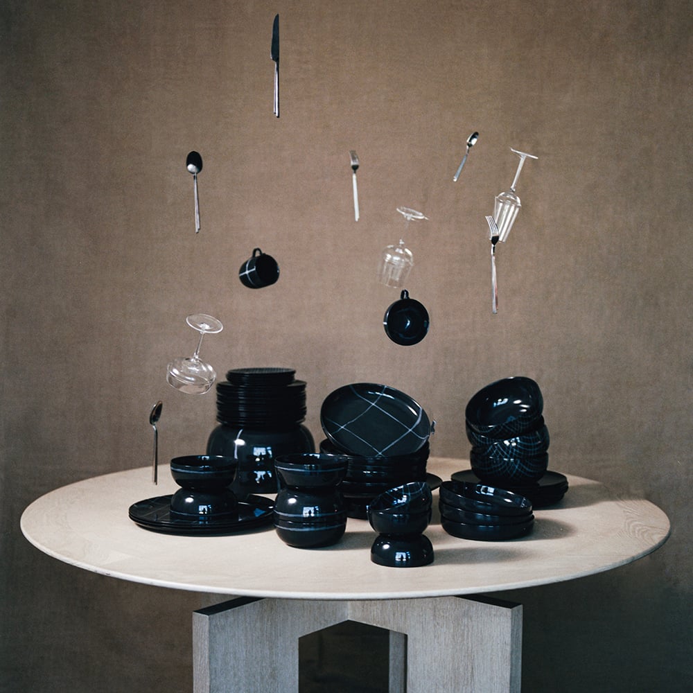 IDA DINING TABLE image number 1