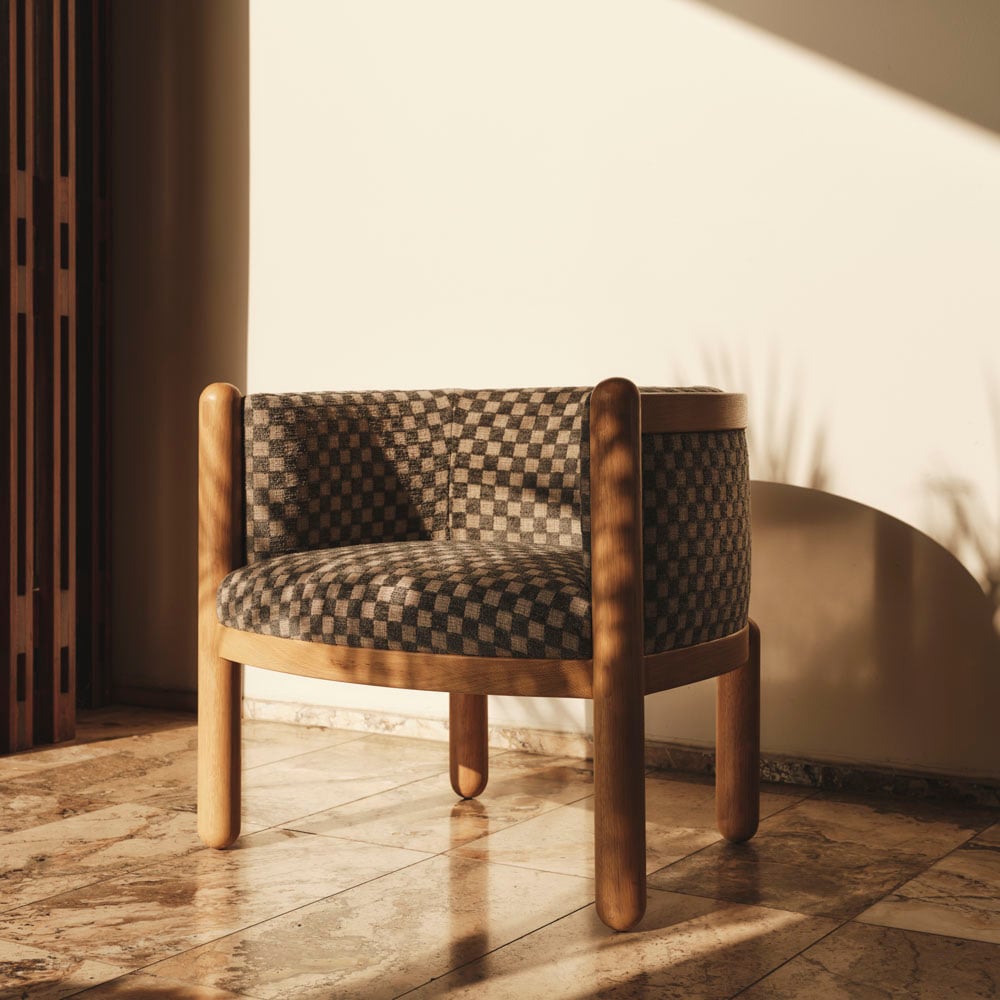 Crosby Lounge Chair image number 1