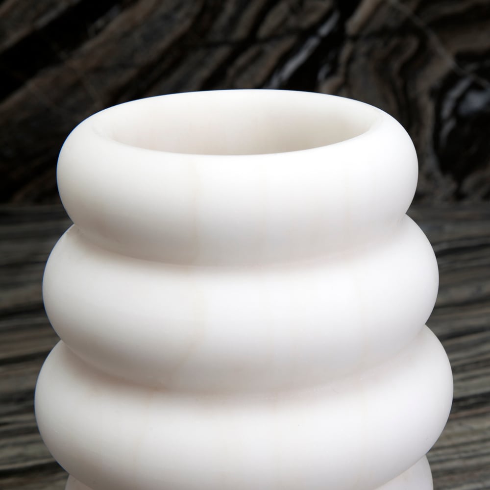 ORGANIC SMALL VASE image number 2