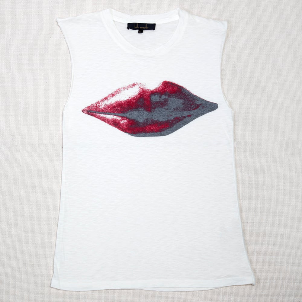 KISS TANK - RED : MEDIUM image number 0
