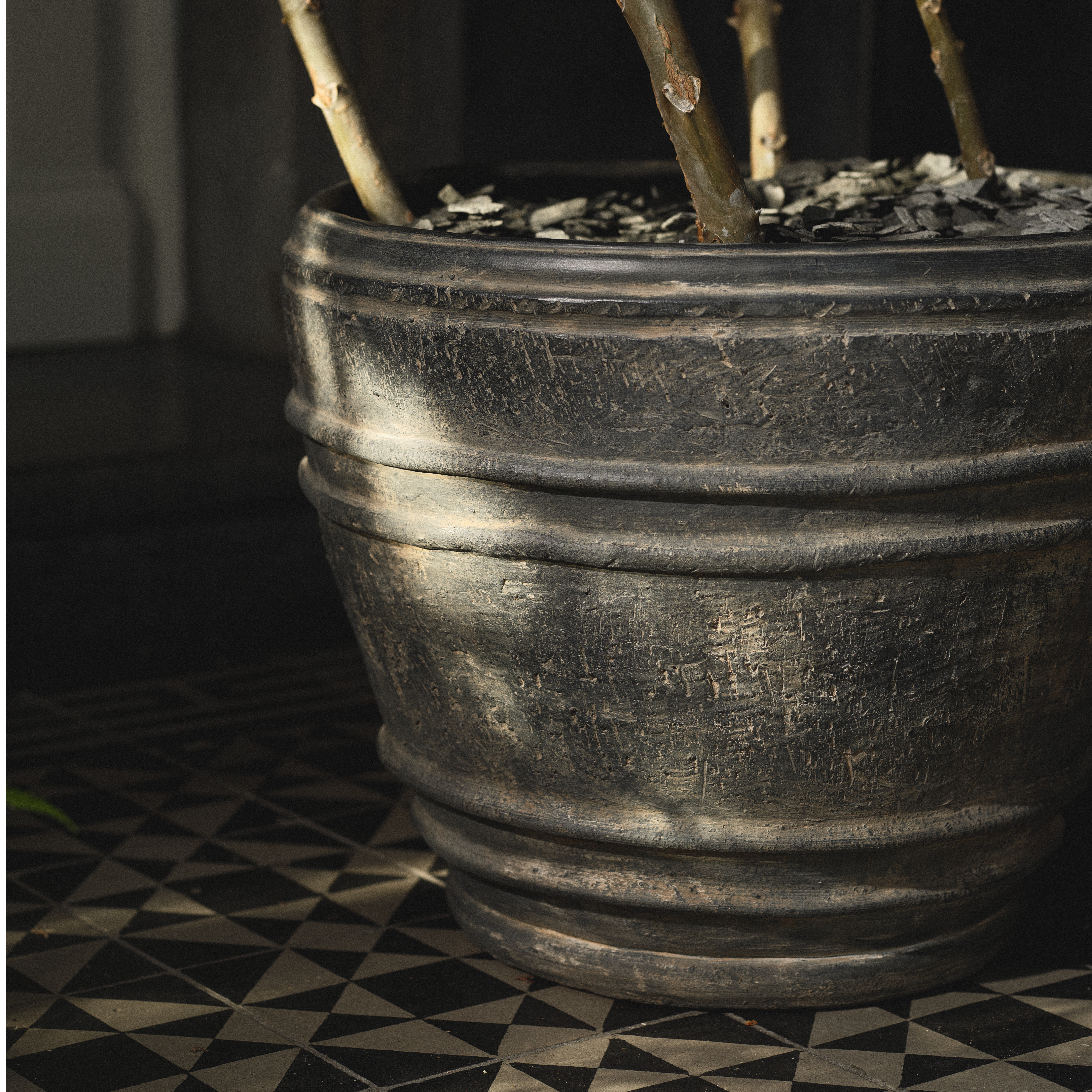 Planter 01 - L image number 2