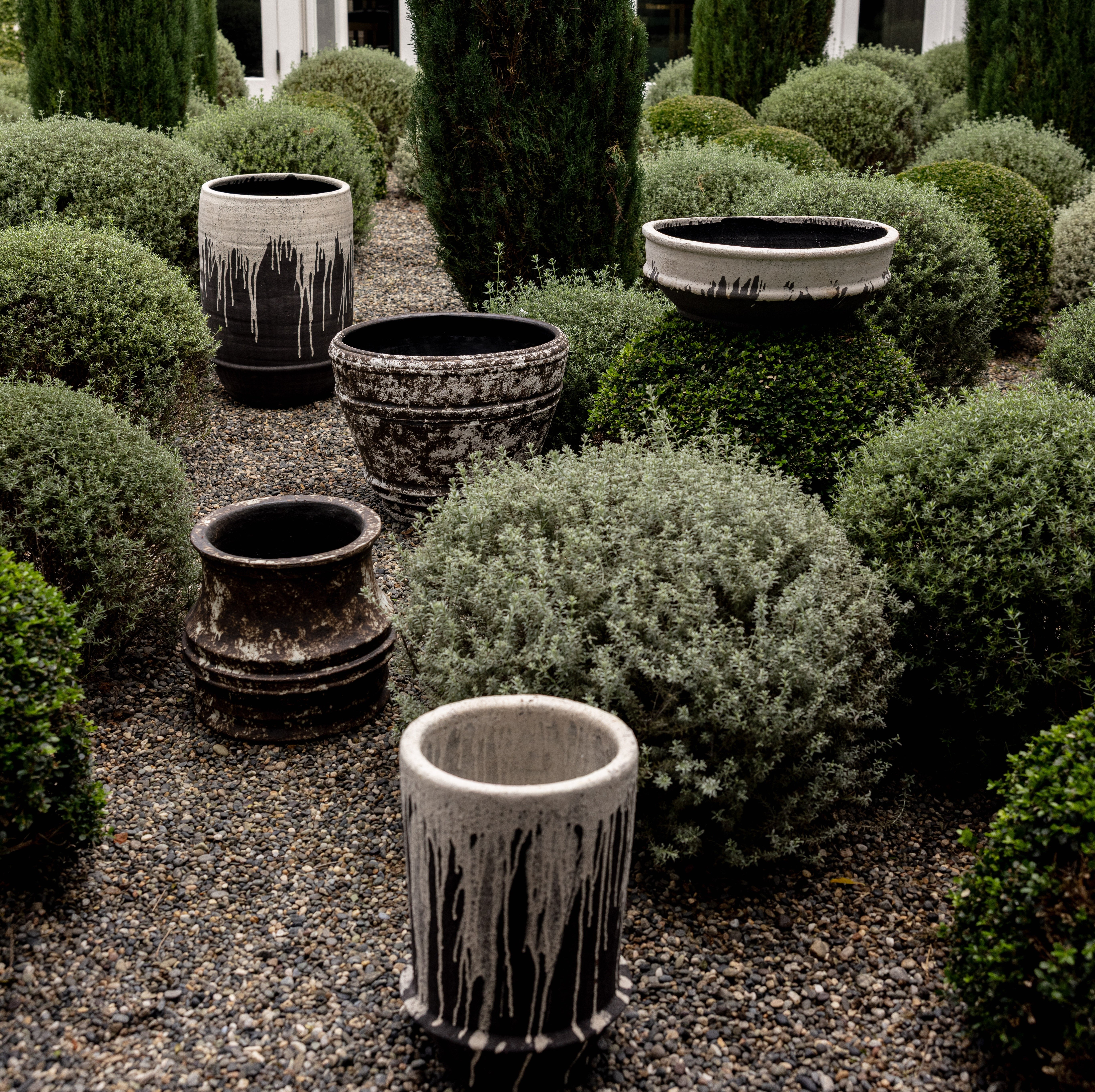 Planter 02 - M image number 3