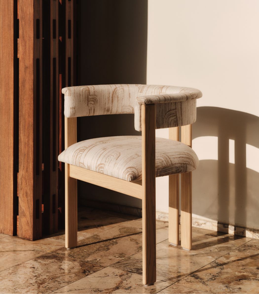 Mesa Collection Elio Chair